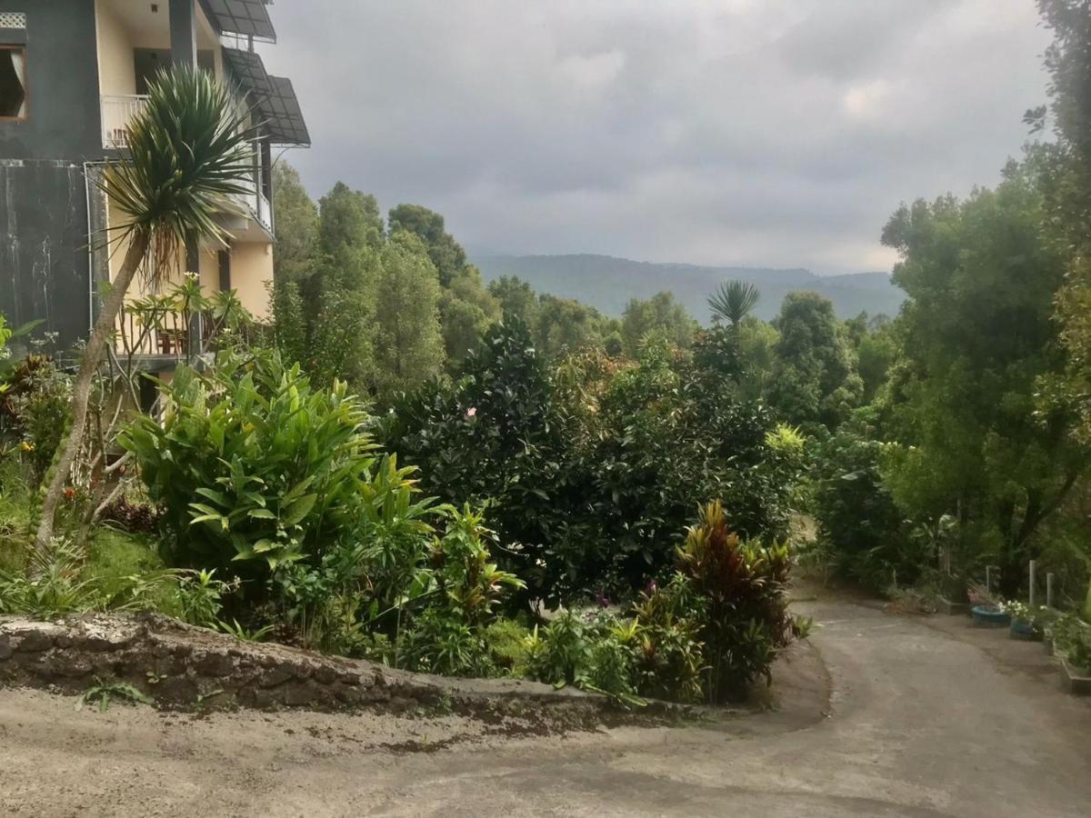 Hotel Munduk Sena Extérieur photo